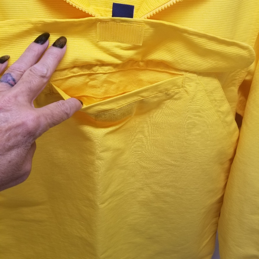 Tommy Hilfiger Womans Size XS Rain Jacket Waterproof Yellow - Picture 3 of 14